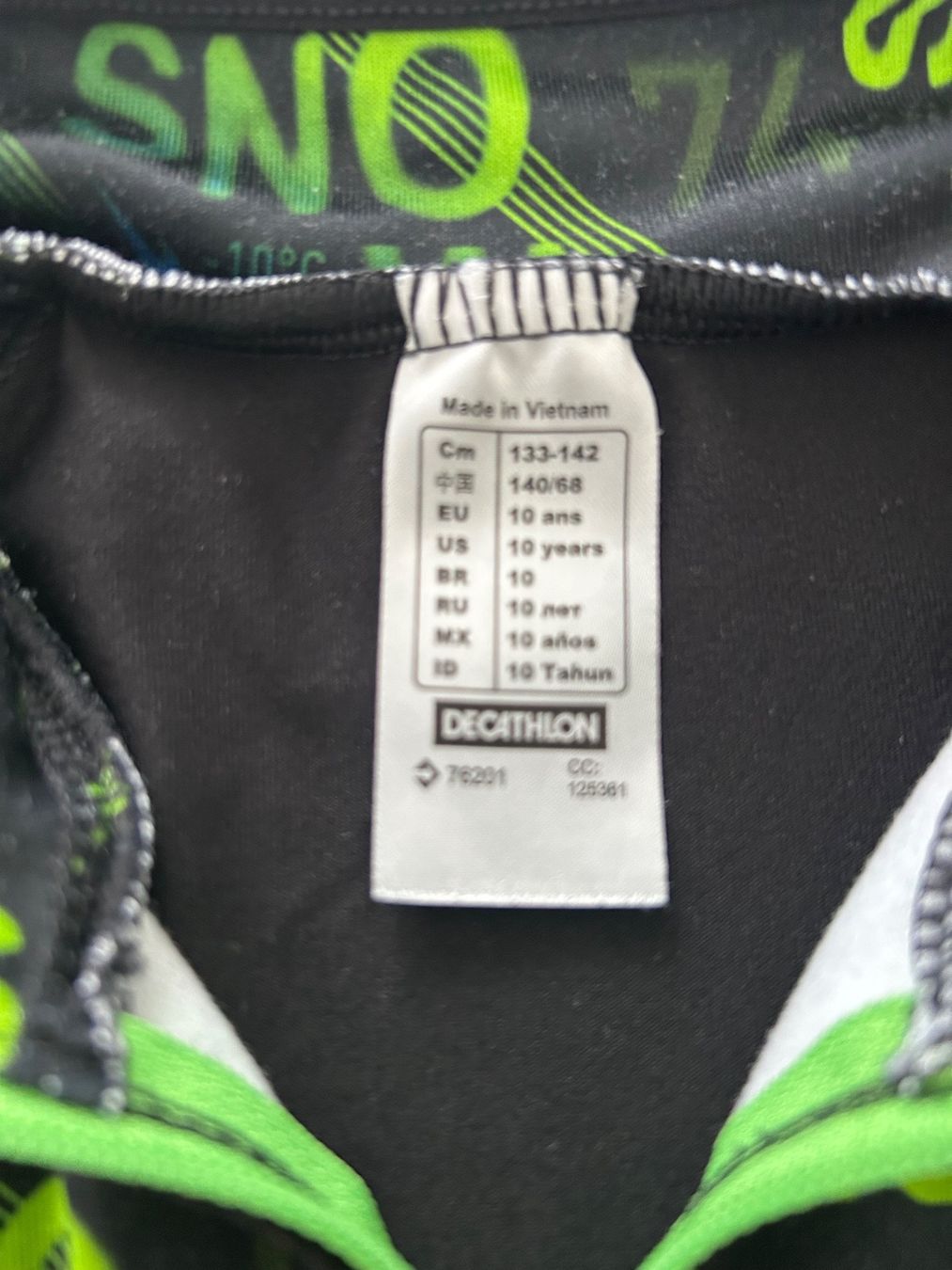 Decathlon Pullover & Sweatshirts: Pull de ski moderne – Gebraucht aus Boncourt von fcb2005 2