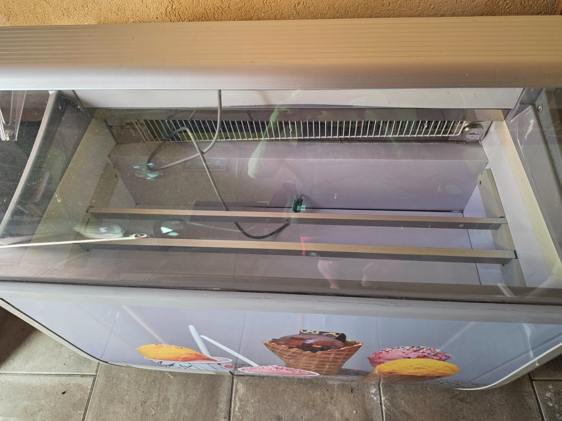 Elettrodomestici da cucina: Glacevitrine Kühlvitrine Eisvitrine – Usato da Zuzgen venduto da senn010 2