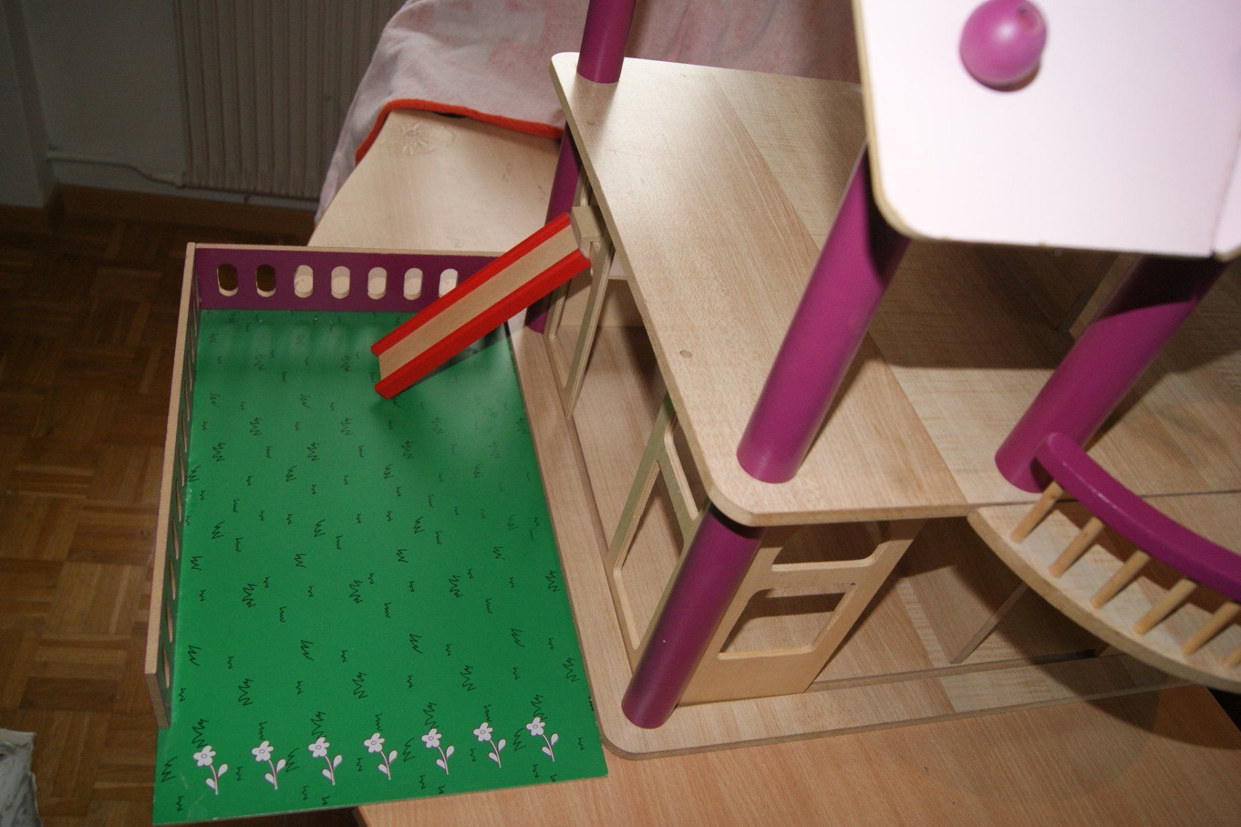 Case e mobili per bambole: Puppenhaus – Usato da Aadorf venduto da Stampeders 2