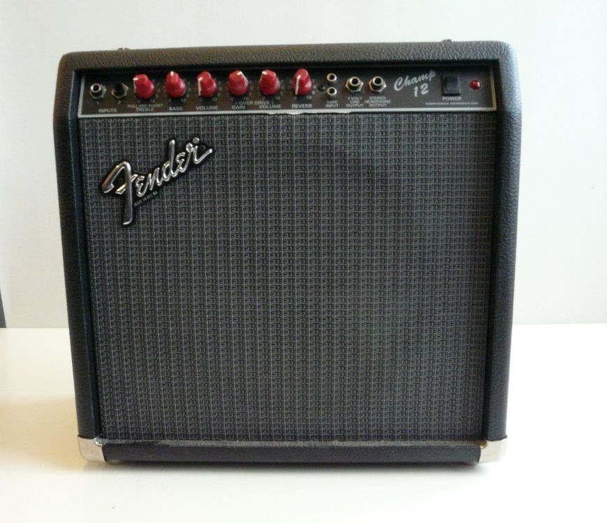 Fender Champ 12 Red Knob Vollröhrenamp Kaufen auf Ricardo