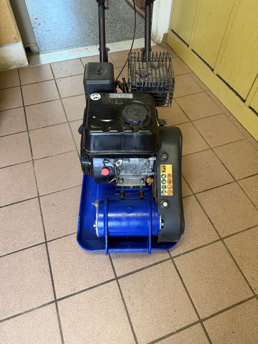 Scheppach Toutes les machines: SCHEPPACH RUTTEPLATE RP 11 i – D'occasion à Schlieren par Nikola040 1
