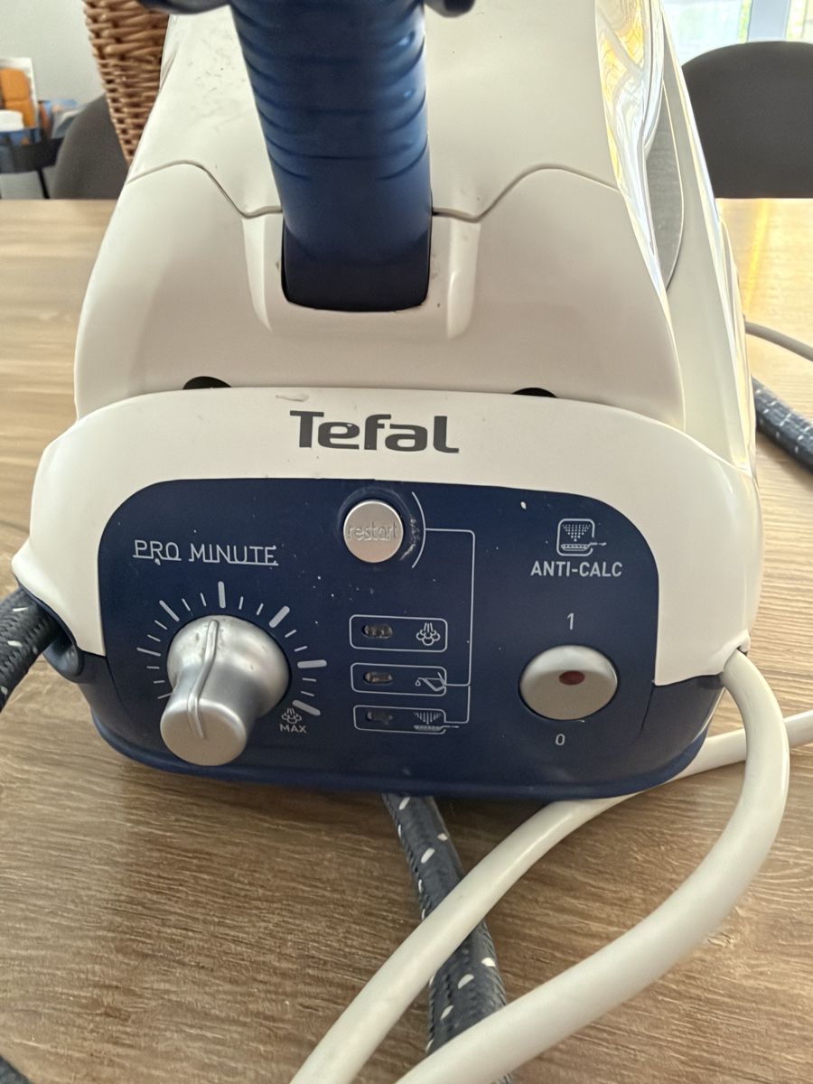 Tefal Bügeleisen: Tefal Pro Minute - Defekt – Defekt aus Bremgarten AG von SiimGjo07 3