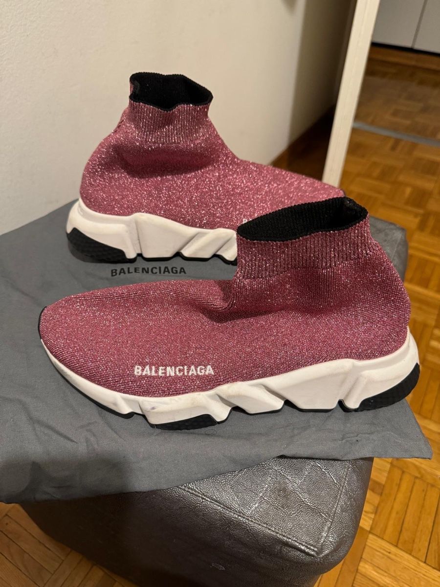 Balenciaga Scarpe da donna: Balenciaga Speed Trainer Rose – Nuovo (secondo la descrizione) da Chêne-Bougeries venduto da sor_9rzp