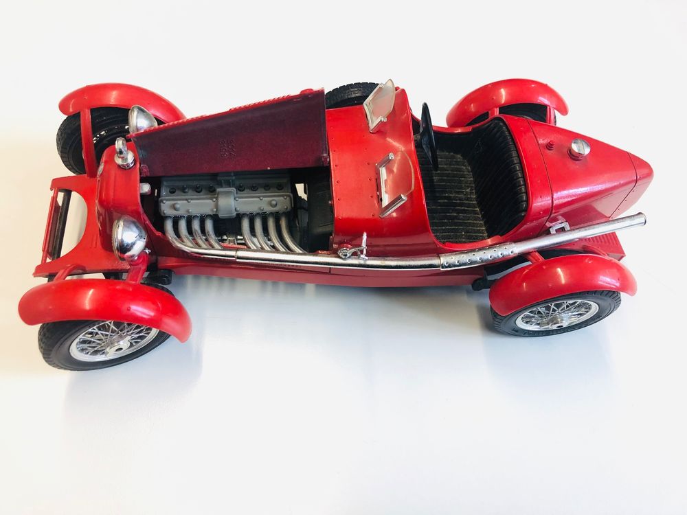 Miniature ALFA ROMEO 2300 MONZA 1/18 BURAGO - Voiture Collection Rouge - Occasion Manque Pare-brise