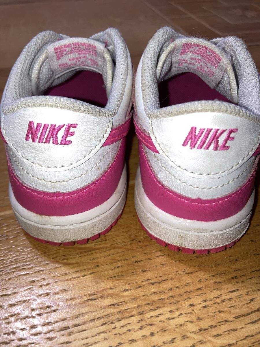 Nike Scarpe per ragazze: Nike Dunk pink Kinder – Usato da Villars sur Glâne venduto da billbaroud 2