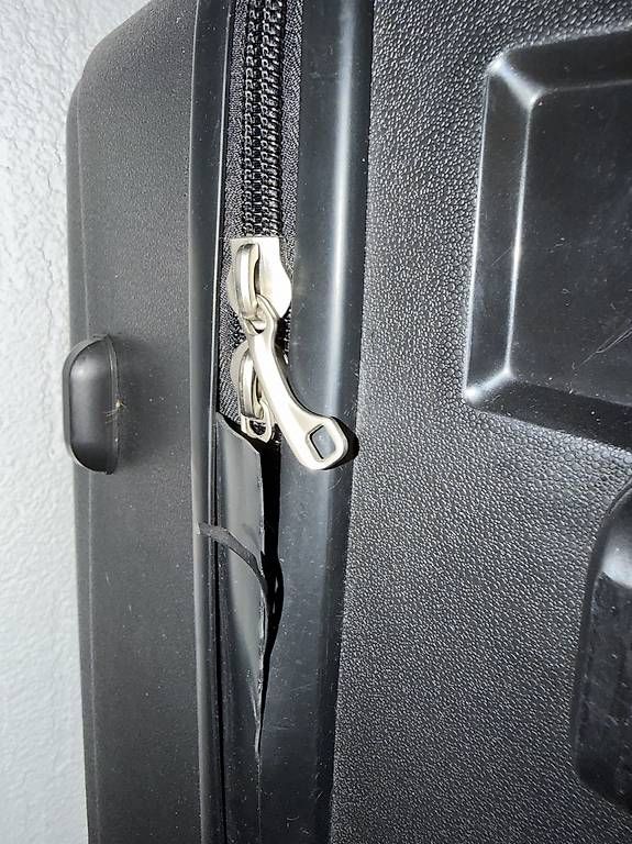 Reisekoffer: Schalen Koffer  – Gebraucht aus Oberwangen TG von Samsells 2