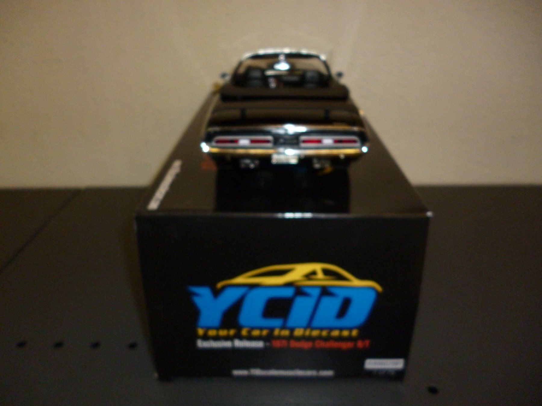 Dodge Modellautos: Dodge Challenger 71er 440 Six-Pack Conv. 1:18 YCID – Neu und originalverpackt aus Niederwil SG von Kaicorner03 3