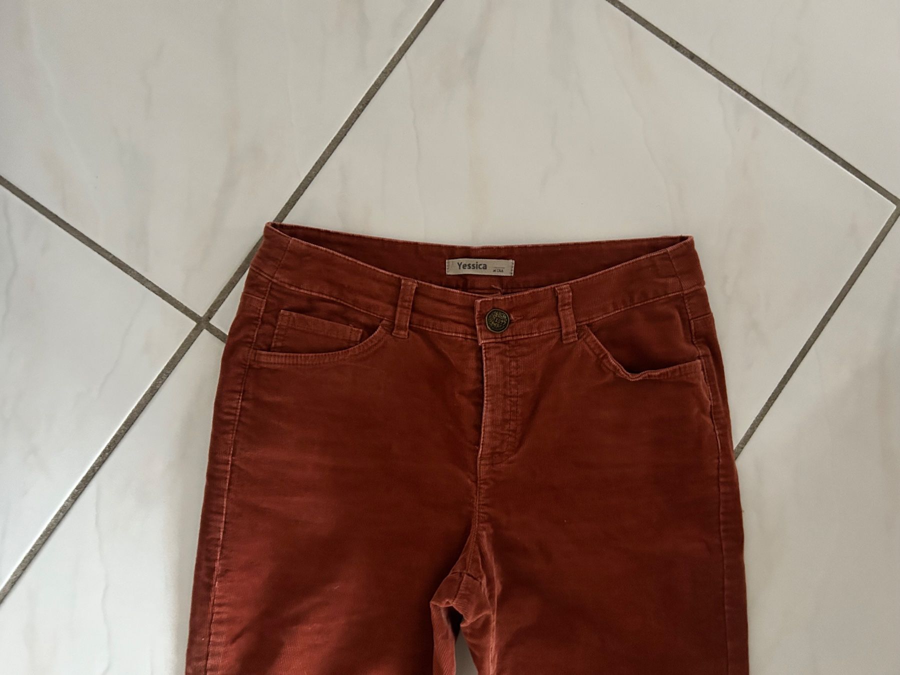 Pantaloni: Damen Manchesterhose – Usato da Gutenswil venduto da walker60 1
