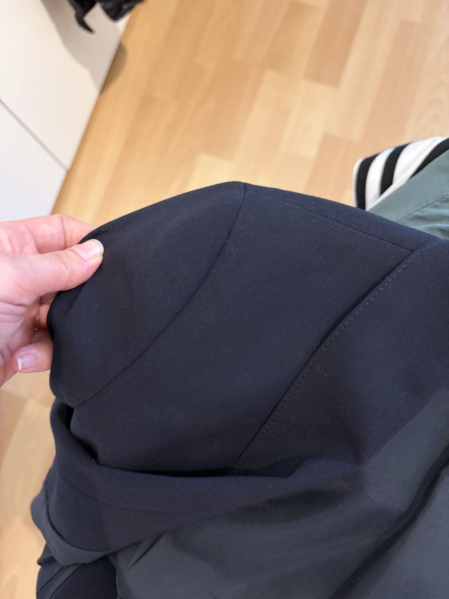 Akris Giacche: Dunkelblauer Akris Punto Blazer – Nuovo (secondo la descrizione) da Zürich venduto da sher_locked 6