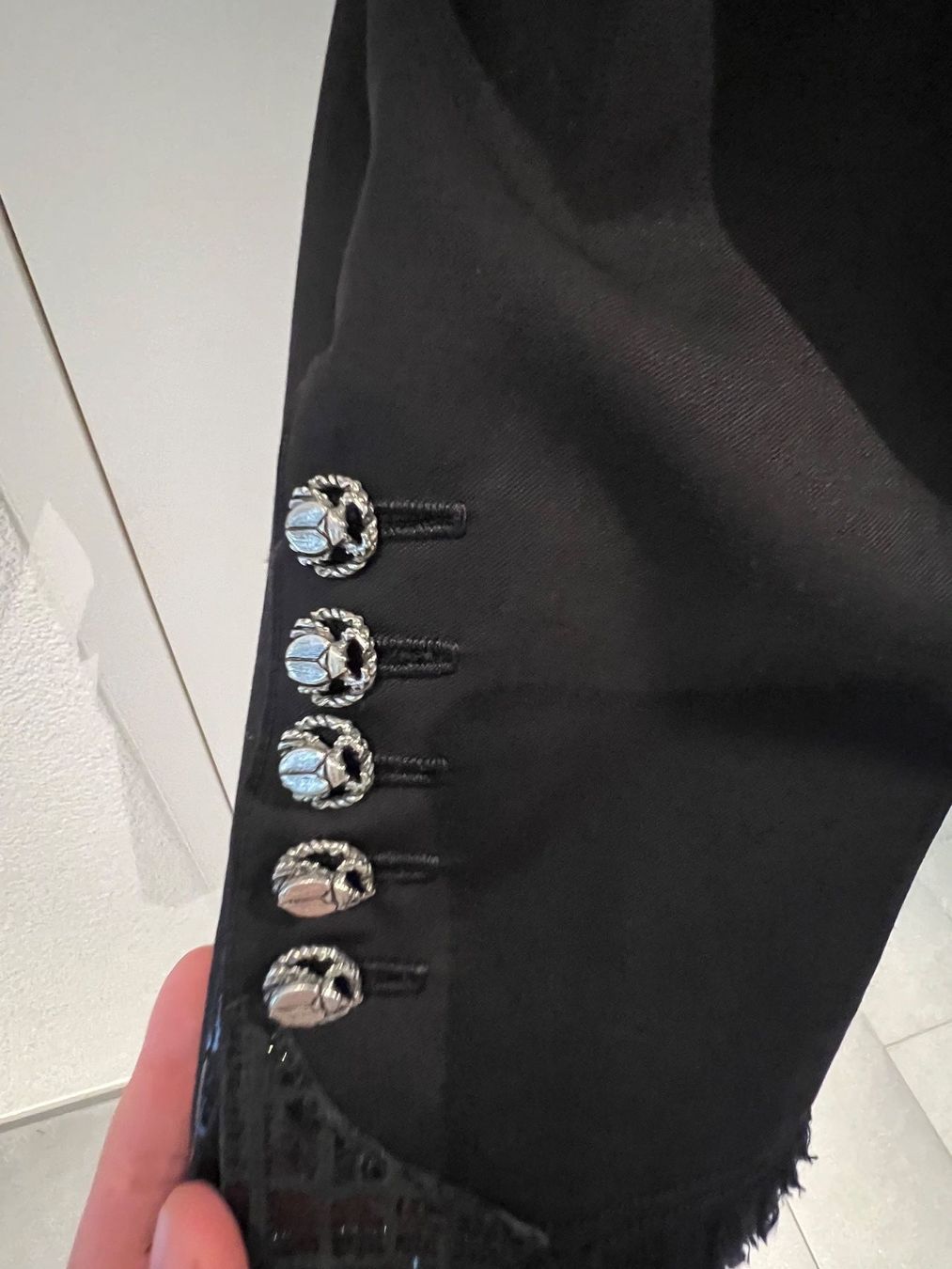 Completi: Rogue Bespoke Blazer – Usato da Dielsdorf venduto da Anthony111 2