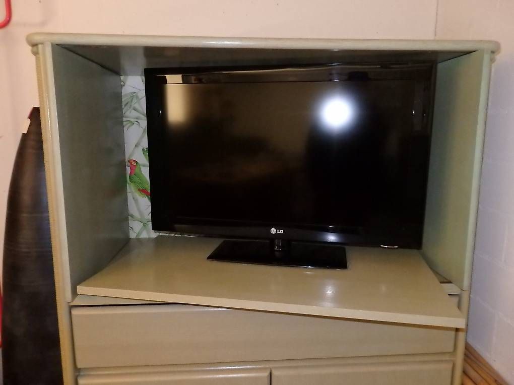 TV Möbel: TV-Schrank / Multifunktions-Möbel / Homeoffice – Gebraucht aus Adlikon b.Regensdf von mon_xpp7 2