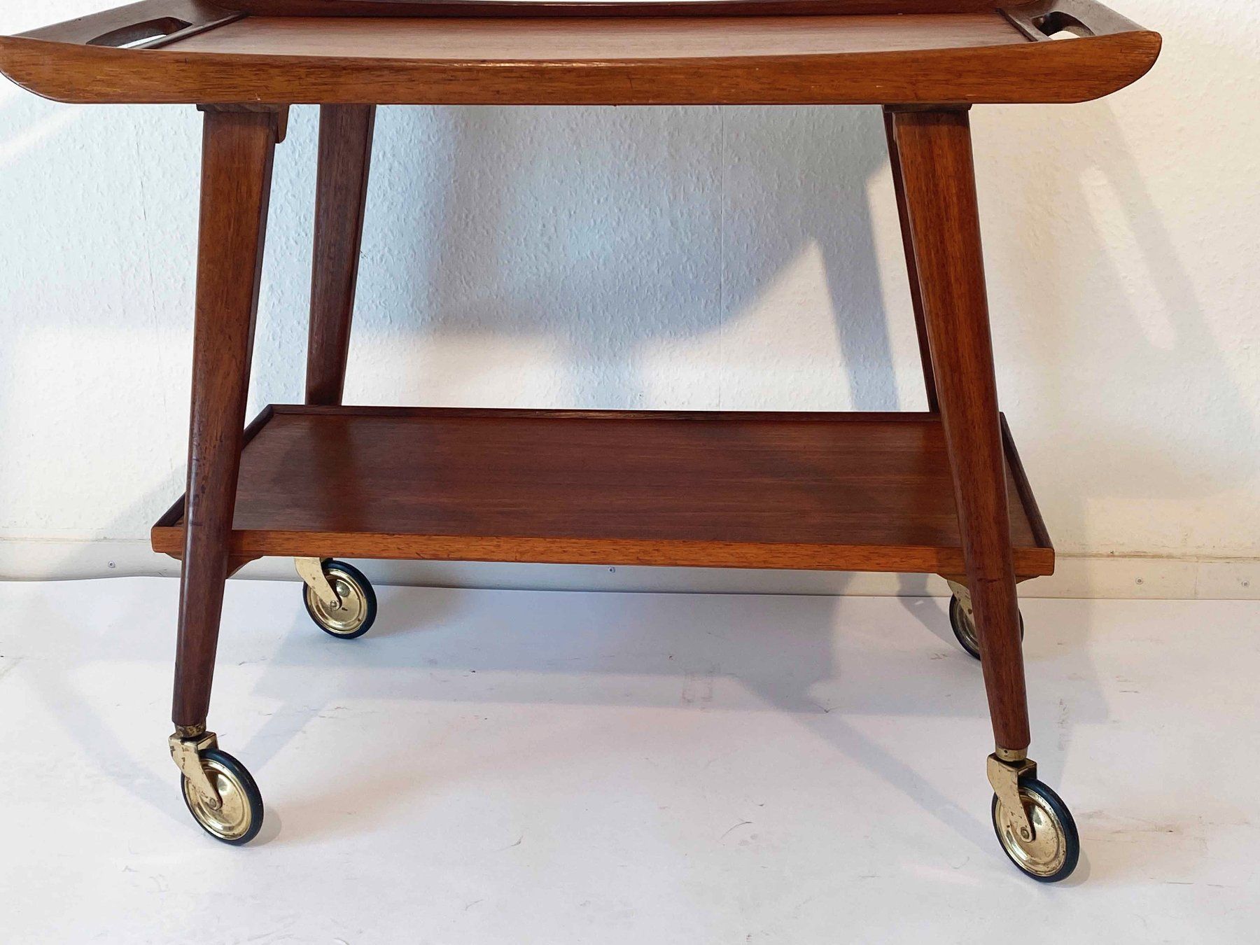 Carrelli di servizio: Teak Servier Wagen von Opal – Usato da Beringen venduto da Kultgut 3