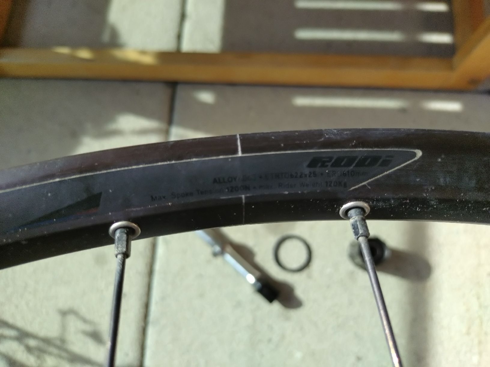 Shimano Pneumatici & Ruote complete: roue vtt 29'' – Difettoso da Sugiez venduto da cha_9fwk 1