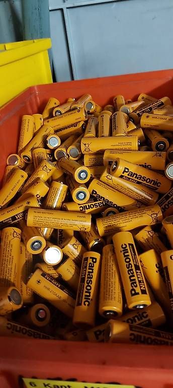 Batterie: Akku AA 1,2V 2000mAh – Usato da Fisibach venduto da Lorobin 3