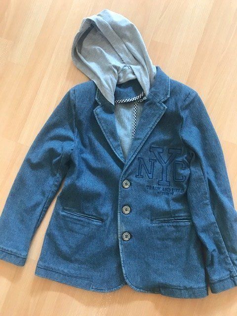 Giacche & Cappotti: Kinder Jeansjacke Gr.128 – Usato da Wabern venduto da adamovski