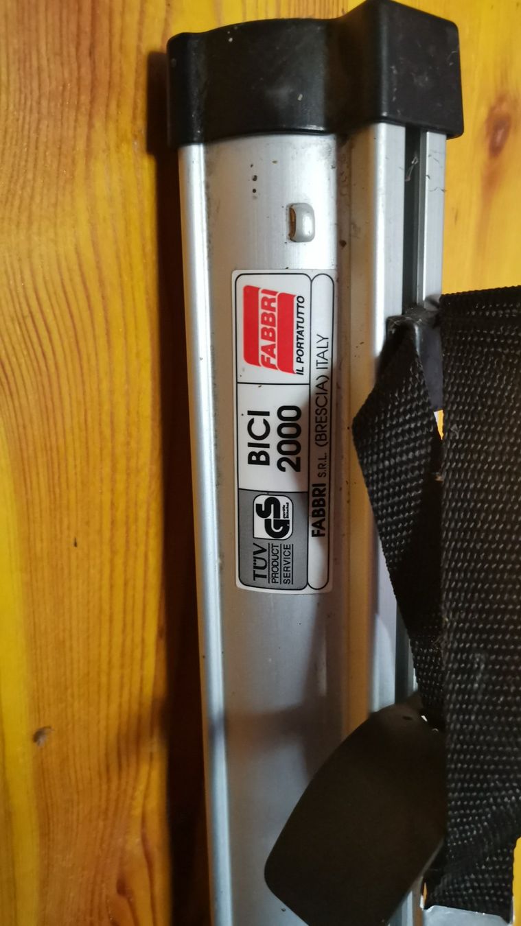 Cavalletti per biciclette: Auto dachständer für Velo – Usato da Nesslau venduto da Sonnenblume2001 1