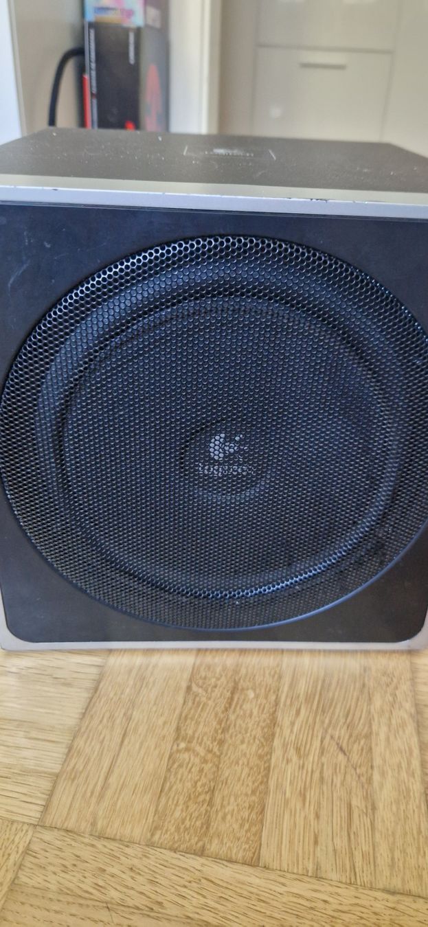 Logitech Casse acustiche: Lautsprecher, Hoch/Tief, Subwoofer – Usato da Kriens venduto da Evelyne.borth 1