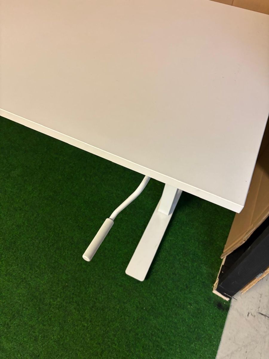 Scrivanie: Bürotisch oder Stehetisch 160x80cm Ikea  – Usato da Zug venduto da Biki72 1