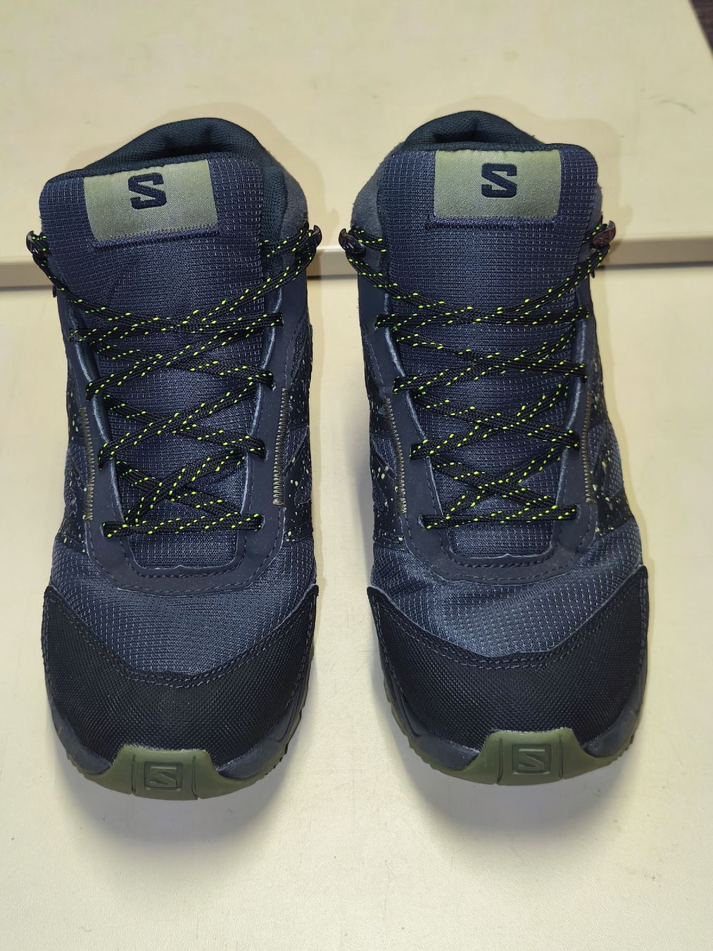 Scarpe per ragazzi: Wanderschuhe Salomon Grösse 36 – Usato da Altbüron venduto da Theo_Dotus