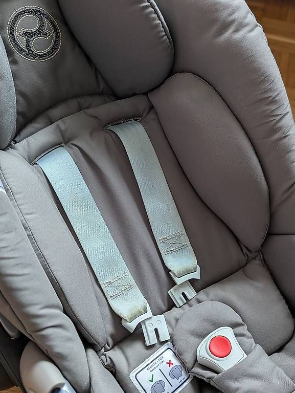 Cybex Seggiolini per auto: 2 Babyschalen Cloud Z i-Size – Usato da Wittenbach venduto da Arnold1503 3