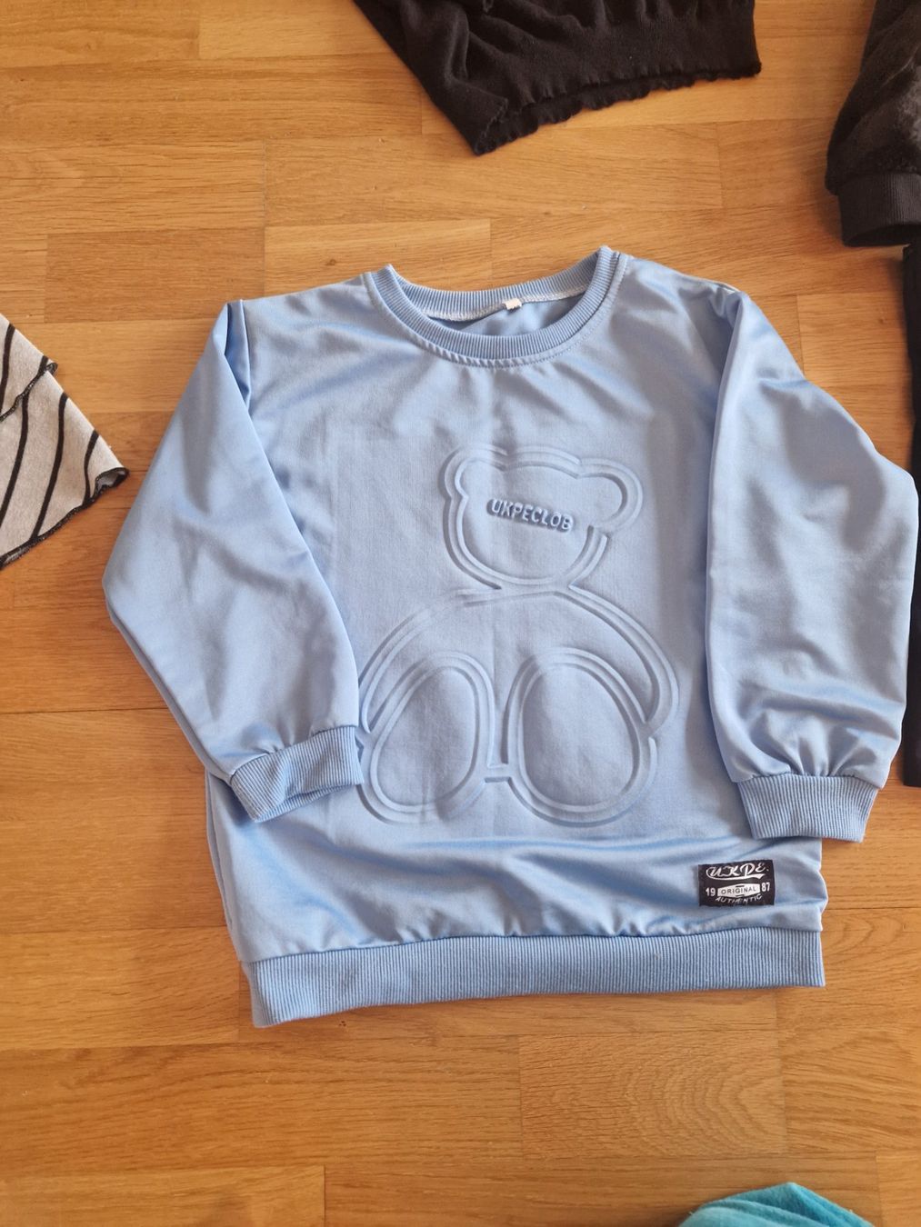 Kleiderpakete & -sets: Kleiderset Paket Mädchen Kleid, Pulli 134/140 – Gebraucht aus Buchs von sonjaja 2