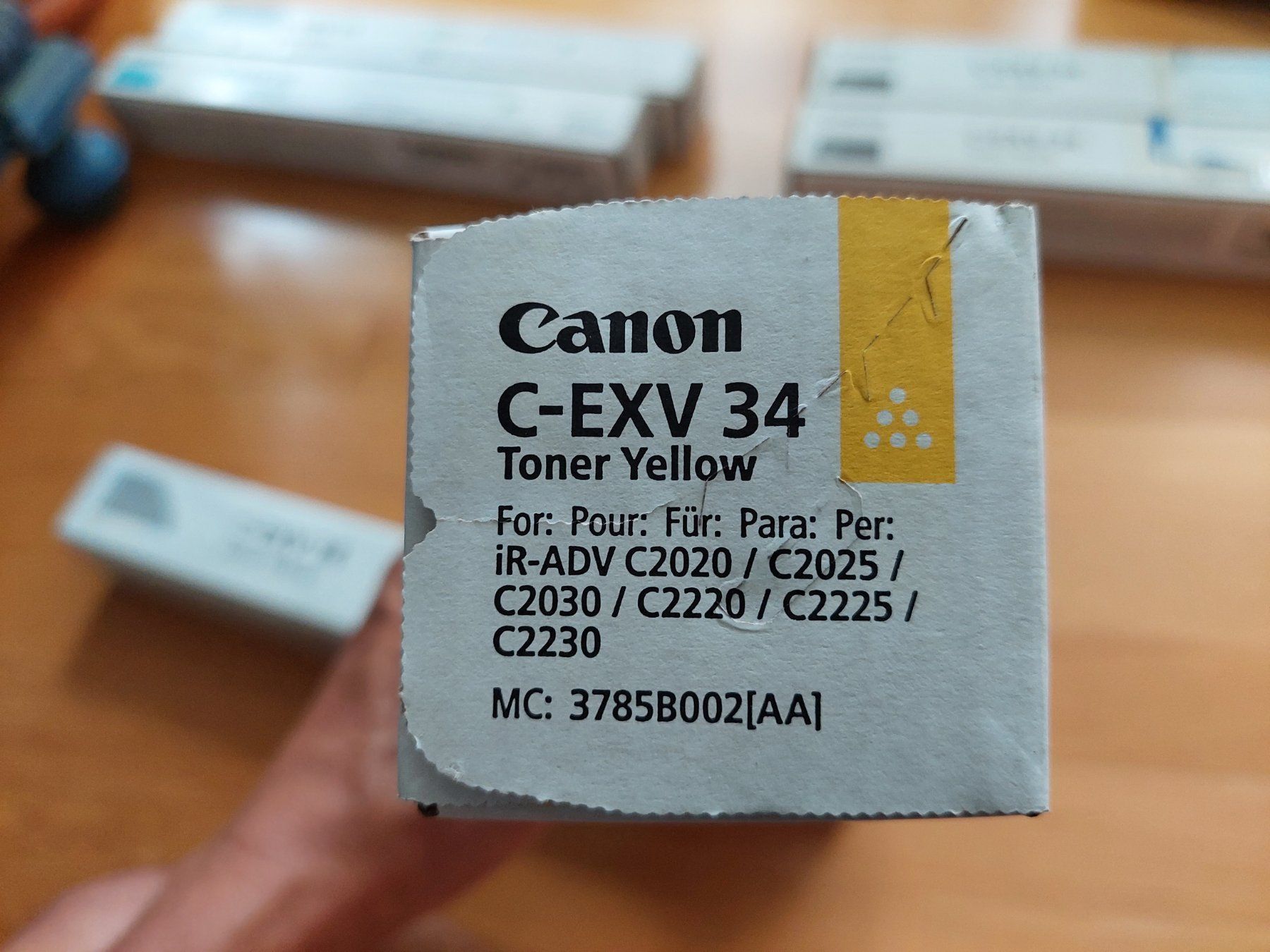 Canon Cartucce per stampanti & toner: Toner original Canon C-EXV34 gelb – Nuovo e nell'imballaggio originale da Zürich venduto da makimakimak 1