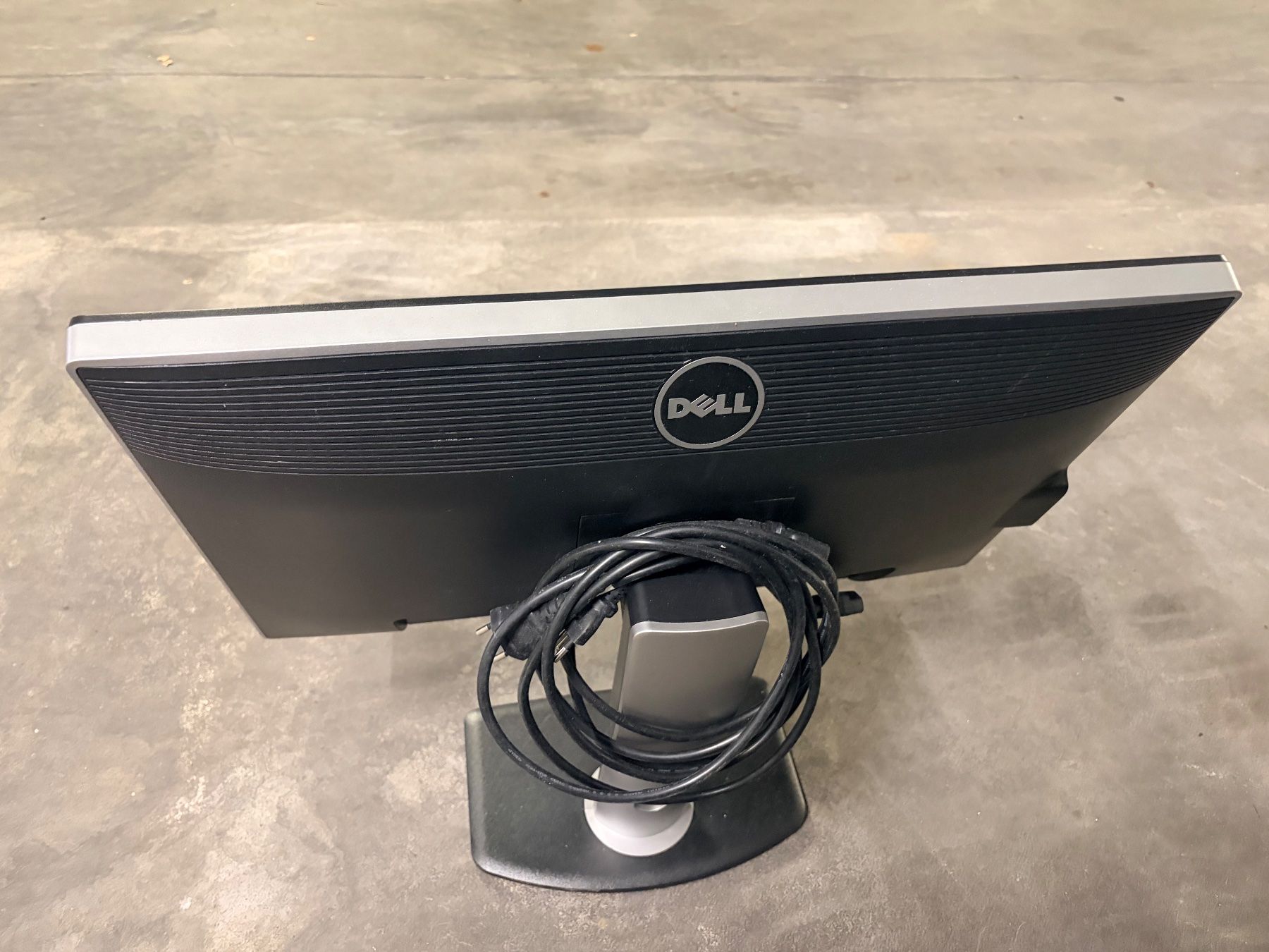 Dell Monitore: Dell Bildschirm 23.8 Zoll – Gebraucht aus Bern von benlotug97 1