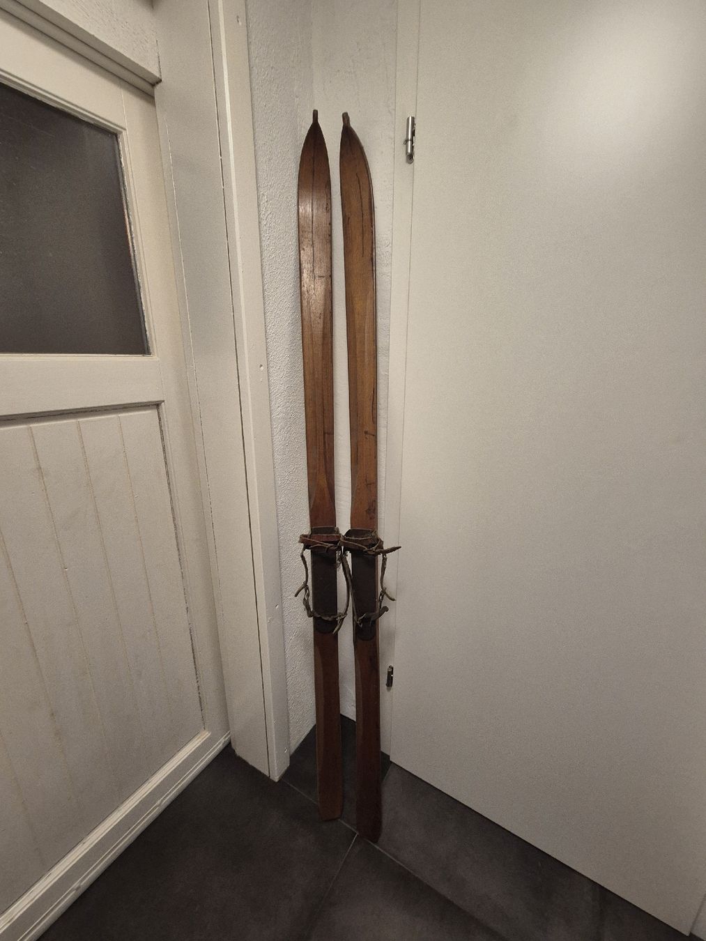 Skis: antike Ski – Gebraucht aus Vilters von Fleiflomi
