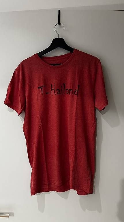T-shirt: T-Shirt L – Usato da Schlieren venduto da mit_6lx7