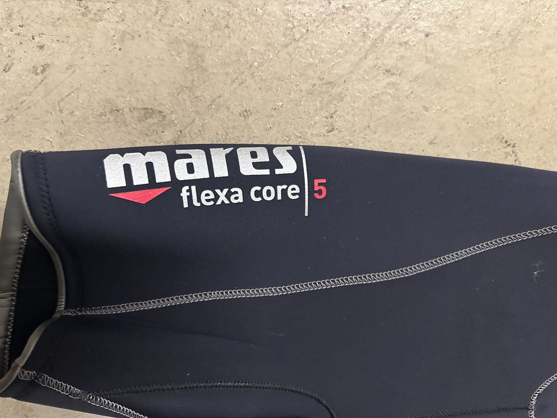Combinaisons de plongée: Shoty Neopren Mares flexa core 5 – D'occasion à Hunzenschwil par snoxx82 1