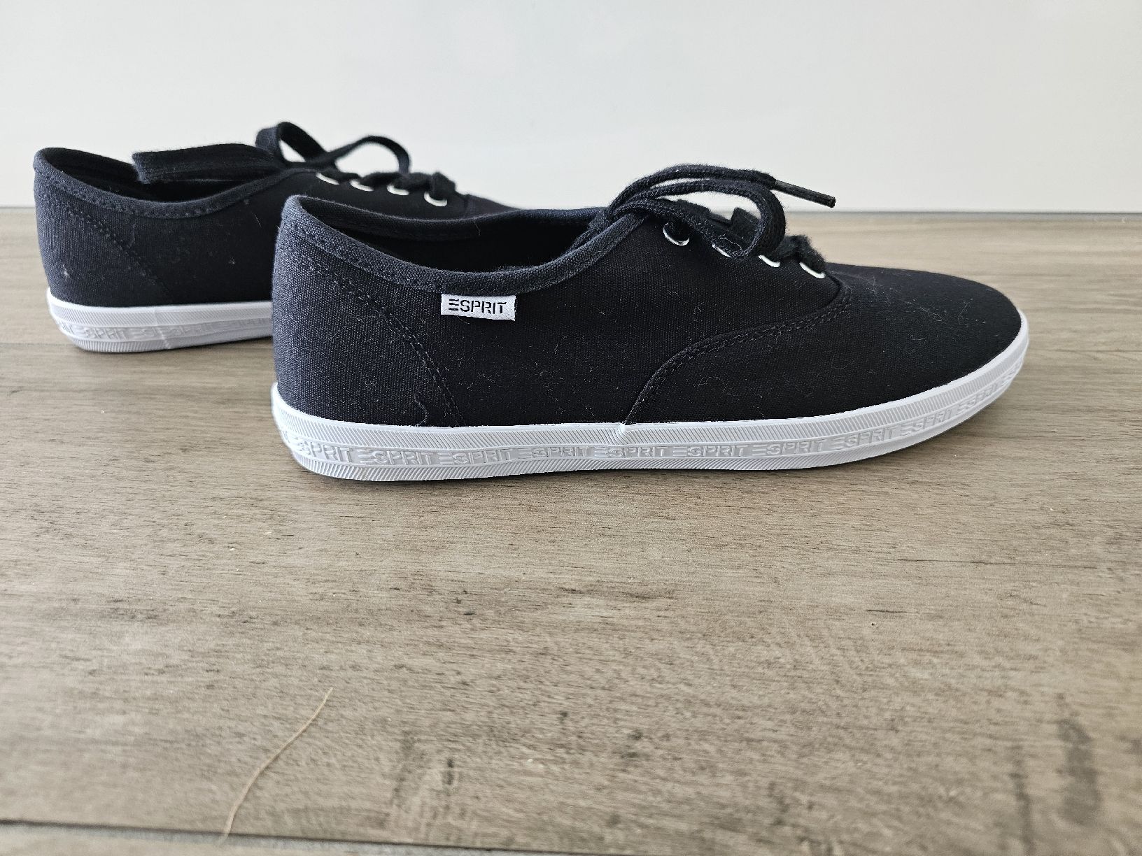 Esprit Damenschuhe: Sneaker Esprit Gr. 39 NEU – Neu (gemäss Beschreibung) aus Neukirch (Egnach) von Bonita6 1
