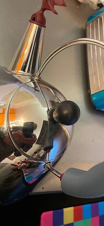 Bouilloires électriques: ALESSI Wasserkocher  – D'occasion à Bütschwil par Biberli59 2