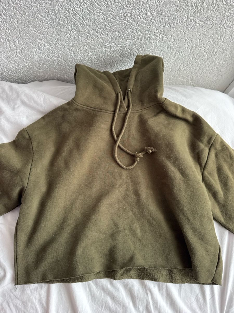 Lotti di vestiti: Lot de 5 pulls & sweats à capuche - S/M – Usato da Malleray venduto da sam_9bkx 4