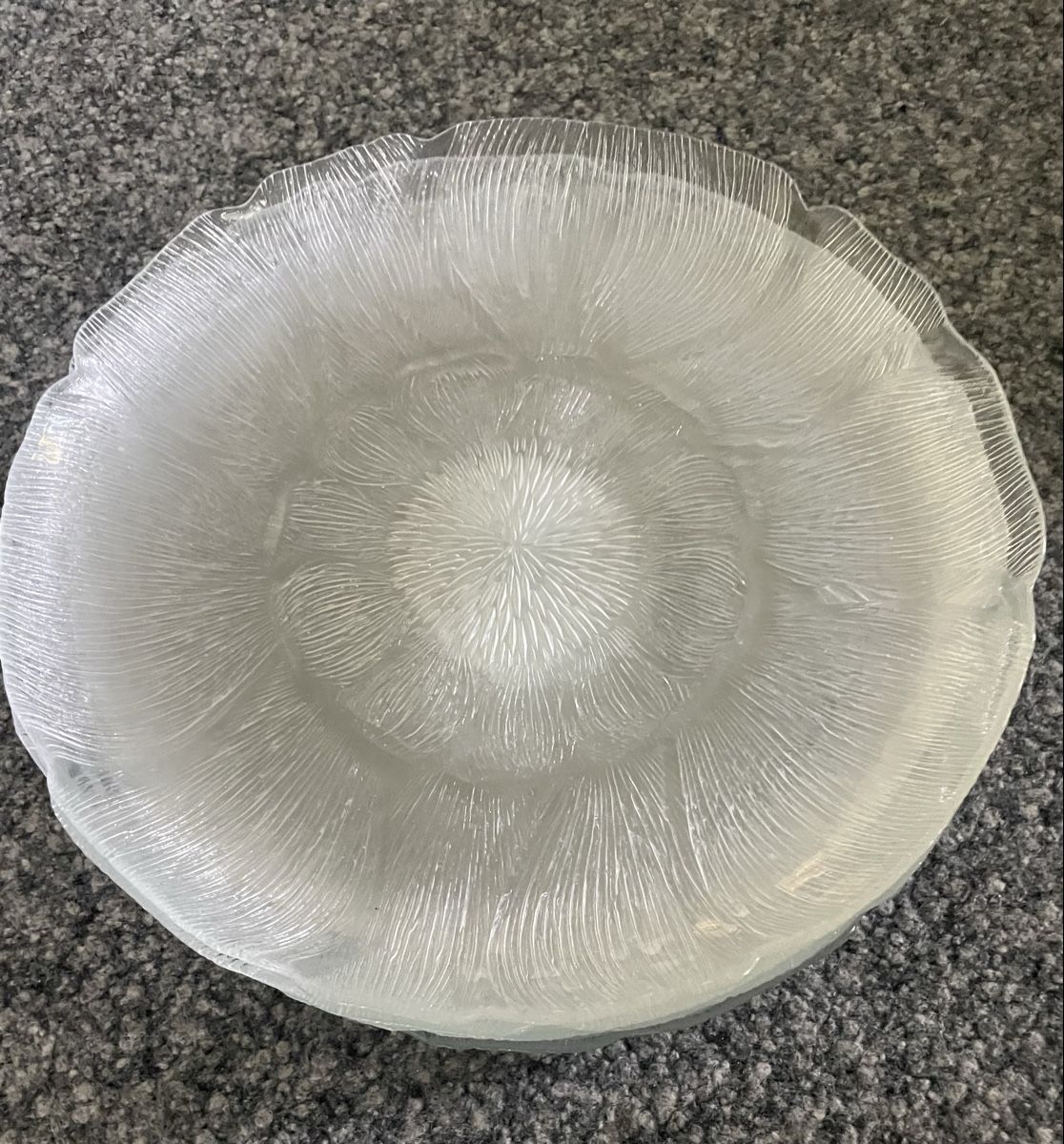 Piatti: Glas-Teller rund Blumenmuster 28cm neuwertig – Usato da Au ZH venduto da Jaggy4 3