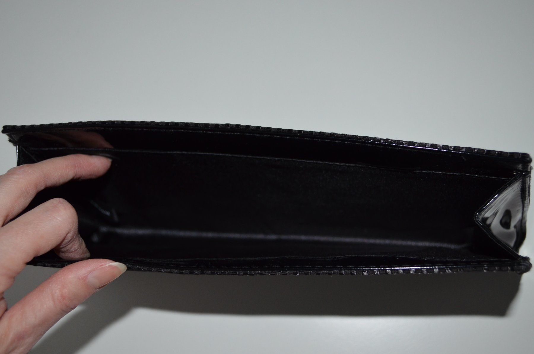 Armani Taschen für Damen: ARMANI Beauty Cluch – Gebraucht aus Locarno von DarjaRonco 5