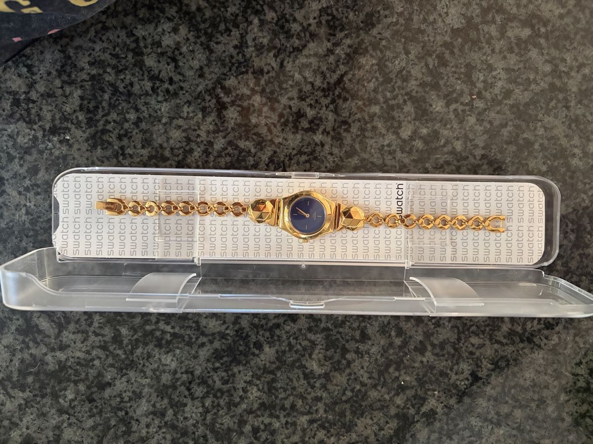 Swatch Uhren: Swatch Goldig YSG153G  – Gebraucht aus Gossau SG von jet_h9wg 1