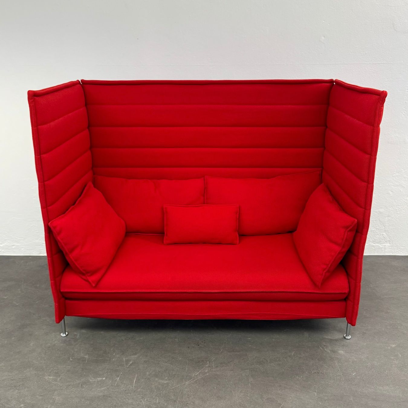 Vitra Divani: Vitra Alcove Plus Sofa 2-Seater – Usato da Schönenwerd venduto da mcofficeshop