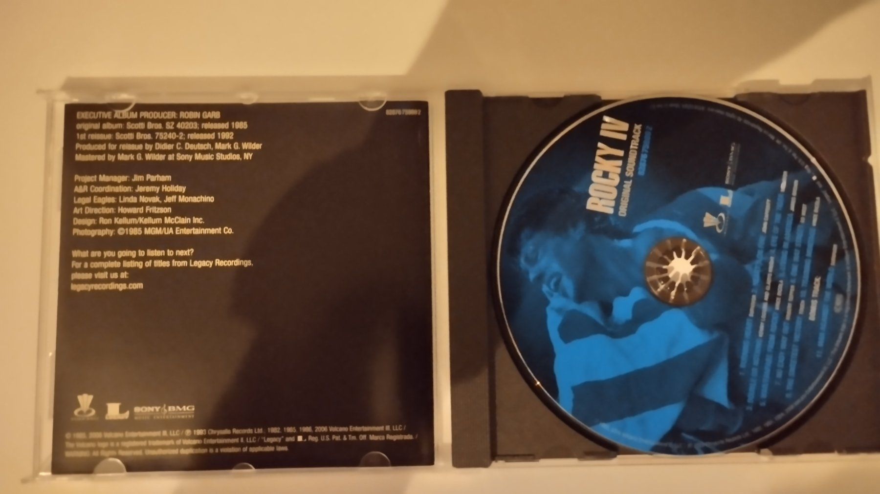 CDs: Rocky IV - CD SOUNDTRACK - 2006 VERSION MIT BONUSTRACK – Gebraucht aus Basel von Bal-Sagoth 2