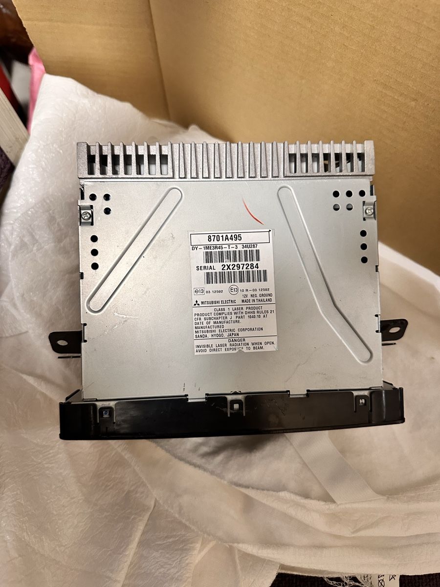 Mitsubishi Radio: OEM Radio | Mitsubishi Lancer EVO X – Usato da Killwangen venduto da and_97zt 1