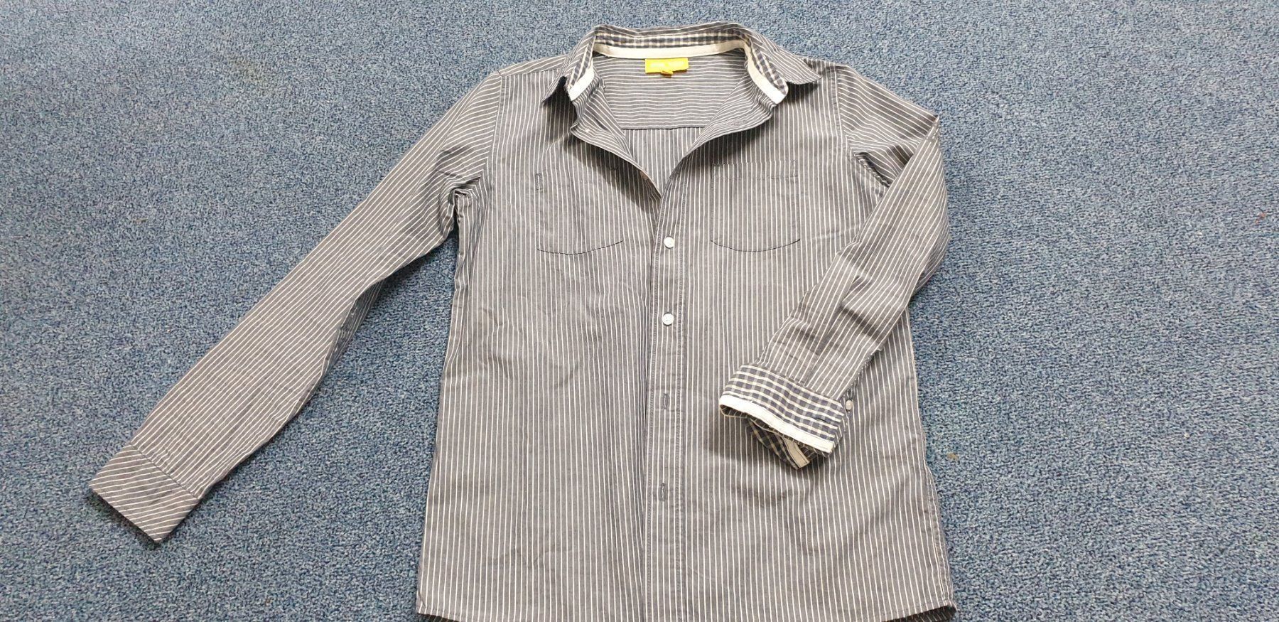 Chemises, T-shirts & Polos: Hemd – D'occasion à Amlikon-Bissegg par Schnuefeli4