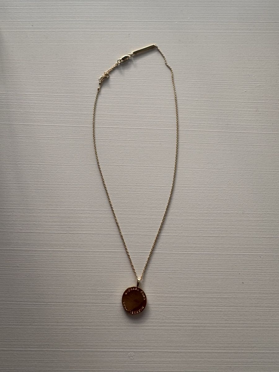 Michael Kors Catenine: Michael Kors Halskette - Neuwertig! – Nuovo (secondo la descrizione) da Binningen venduto da happy_xx 1