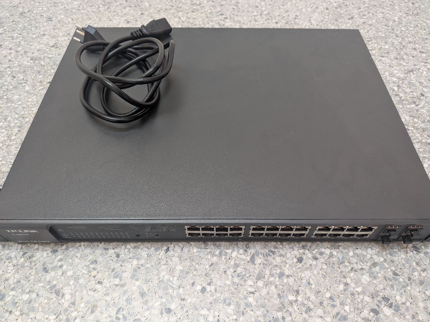 TP-Link Hubs & Switches: TP-Link TL-SG2424P Smart PoE Switch  – Gebraucht aus Wettingen von Lata2012 2
