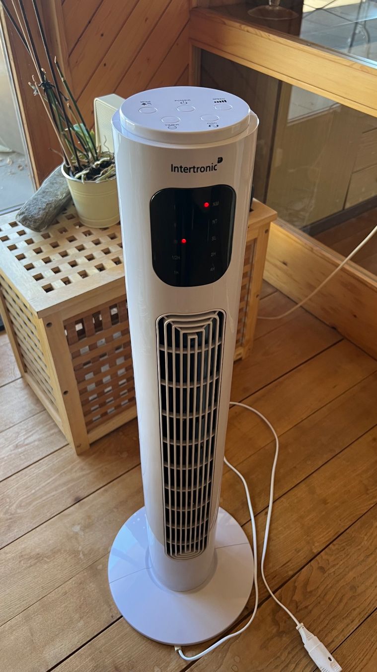 Ventilateurs: Stand Ventilator mit Schwenkfunktion – D'occasion à Zürich par Gianni