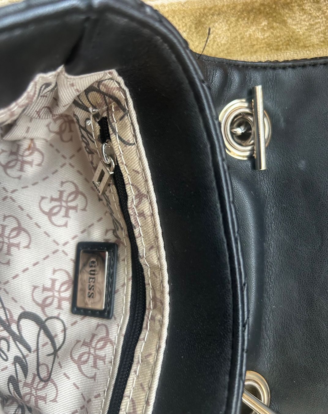 Guess Borse da donna: GUESS Tasche – Usato da STUDEN BE venduto da SMIROS 5