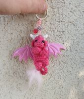 Handgemachter Schlüsselanhänger  Amigurumi Drache Pink