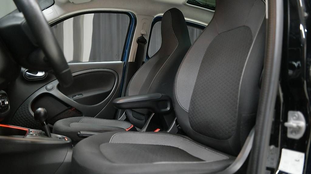 Autos: Smart Forfour EQ Passion – Gebraucht aus Langenthal von Goergens10 8