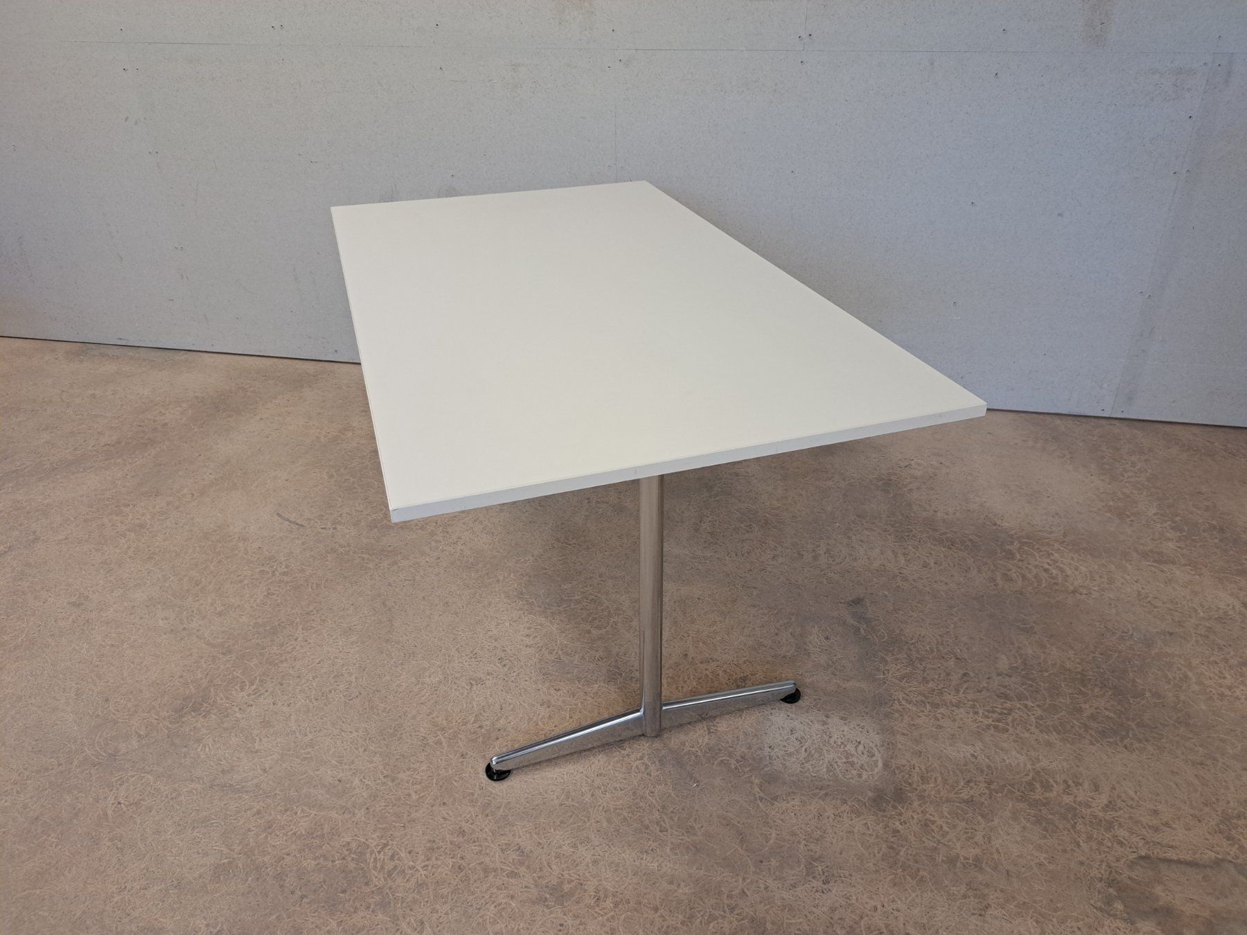 Tische: Tisch Esstisch Mehrzwecktisch mit Eisenfuss – Gebraucht aus Belp von deal-now 2