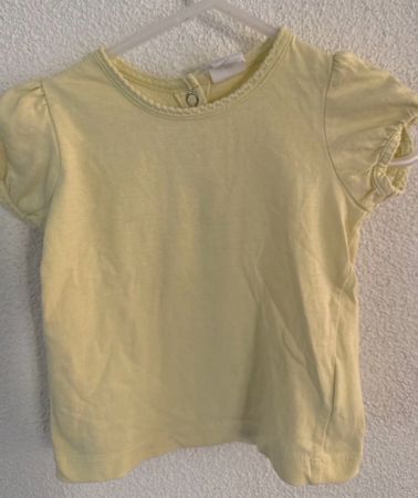 H&M T-Shirt gelb Grösse 68/4-6M guter Zustand