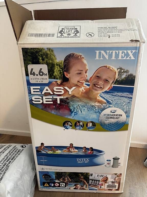 Piscine: Piscine neuve Intex 4.6mx 84cm  – Usato da Vinzel venduto da ninioenor
