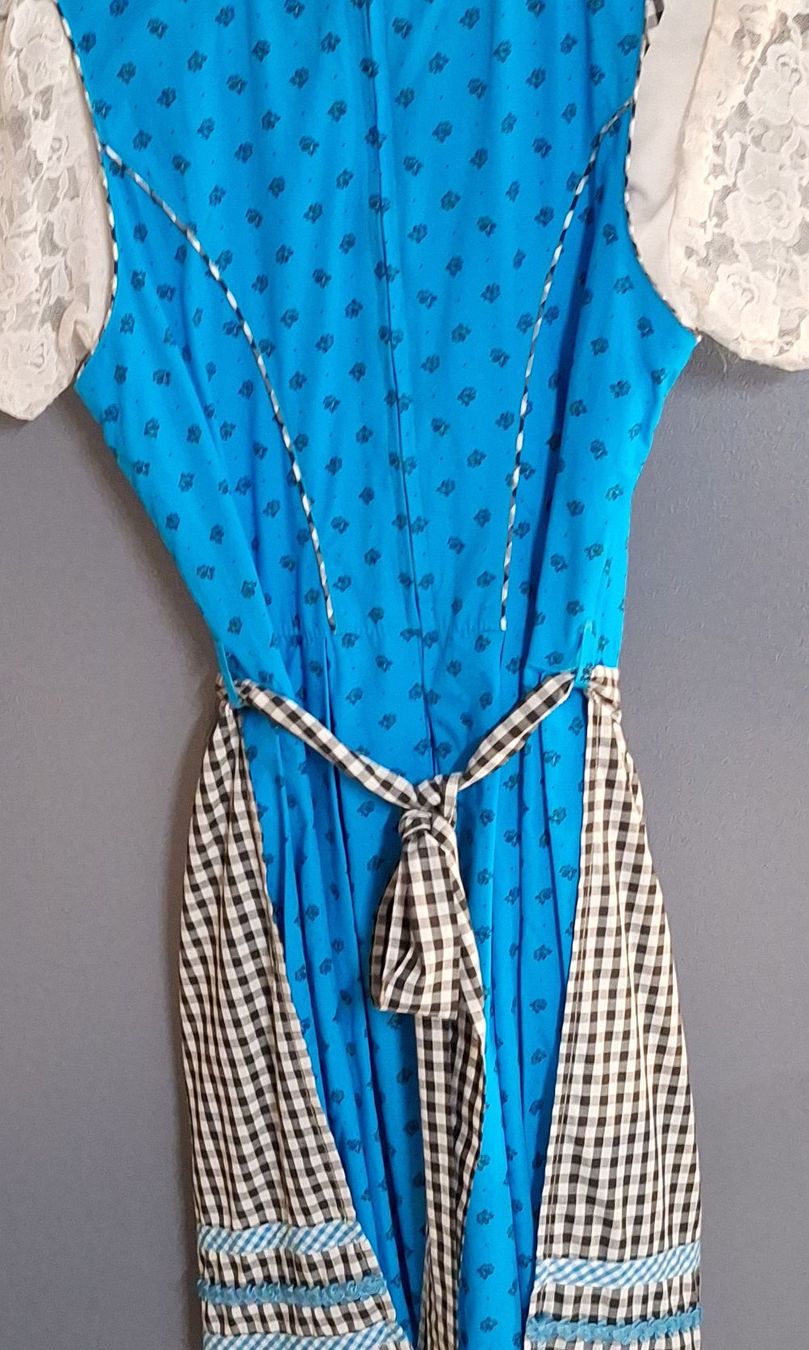 Dirndl Trachtenmoden Riehl Blau Weiss Grösse 152/26 (D'occasion) à ...